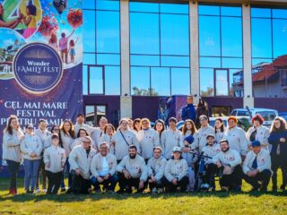 Tabără specială pentru persoane cu dizabilități, la Wonderland Resort, organizată de Caiac SMile