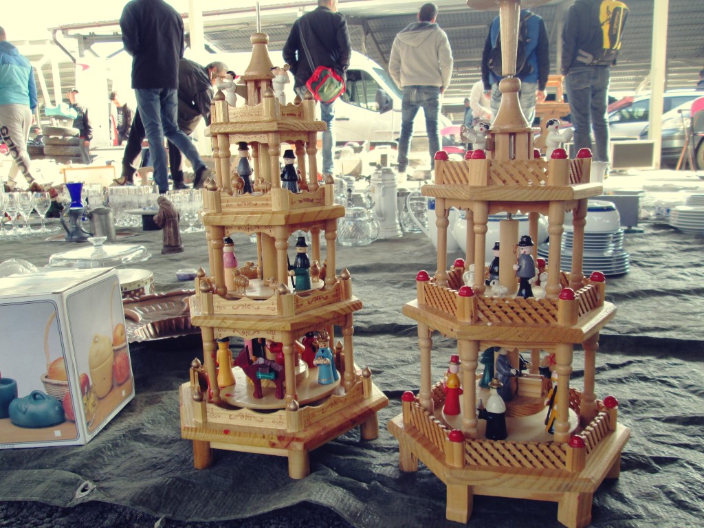 Ce mai găsești prin OSER, piața de vechituri din Cluj?