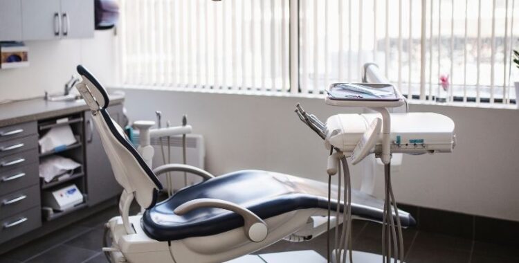 Cum să alegi o clinică stomatologică în Cluj-Napoca 7 criterii la care să fii atent