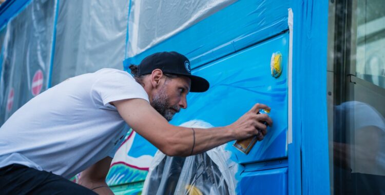 Clujul respiră prin artă: Urban Skin, primul mural eco-activ din oraș