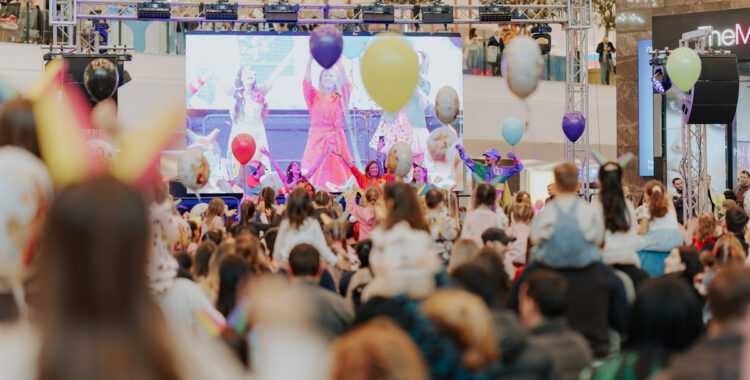 Spectacol gratuit susținut de Gașca Zurli, duminică, la Iulius Mall Cluj