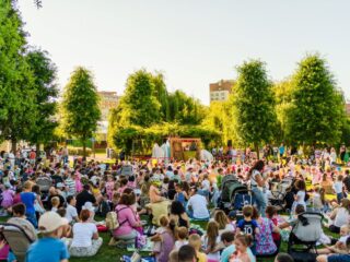 Lumea copiilor, la Iulius Mall, în această duminică: experimente științifice, ateliere de lectură, povești, jocuri interactive și multe alte activități
