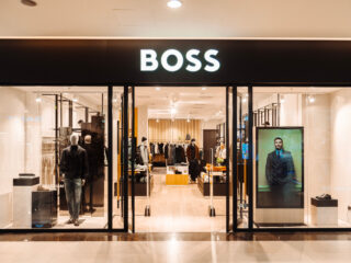 HUGO BOSS a deschis primul magazin din Cluj, în Iulius Mall