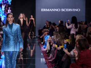 Cardinalia aduce la Iulius Mall Cluj un show inedit: 40 de medici, profesori, avocați și manageri vor urca pe catwalk