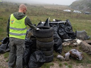 Mii de voluntari au colectat 35 de tone de deșeuri, în județul Cluj, la Ziua de Curățenie Națională