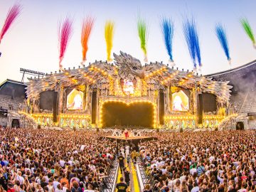 Prima zi de UNTOLD a intrat în istorie. Peste 95.000 de fani s-au bucurat de magia festivalului