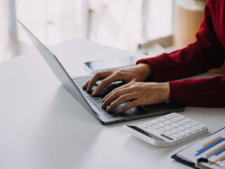 Soluții pentru transformarea proceselor de HR și salarizare