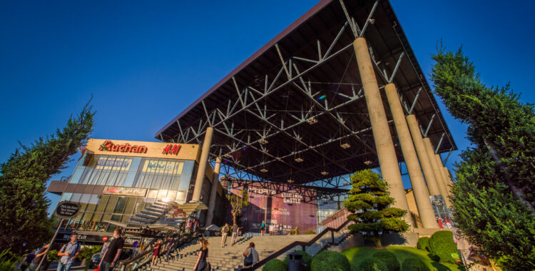 Teatru, ateliere creative și întâlniri pet-friendly, în weekend la Iulius Mall Cluj