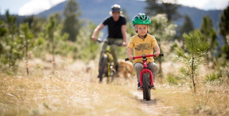 Trasee mixte pentru familie: cum alegi bicicleta potrivită fiecărui nivel