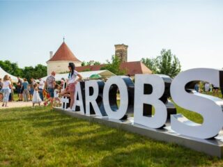 AROBS vizează pentru 2026 venituri consolidate de 552 milioane de lei, EBITDA de 82 milioane de lei și profit net de 35 de milioane de lei