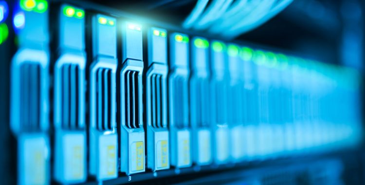 Beneficiile colocării serverelor într-un data center profesional