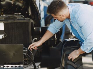 Ce revizii are un tractor la 500 și la 1.000 de ore