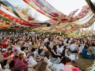 Festivalul IARMAROC la Sat anunță programul complet— muzicieni, creatori și cei 10 finaliști ai Concursului de Ceramică „Cucuteni”