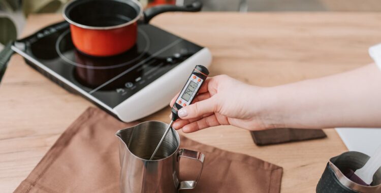 Plita electrică - OPT scenarii în care este potrivită