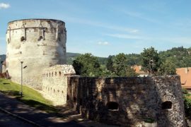 Bastionul Postăvarilor