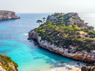 Te-ai gândit să vizitezi Mallorca? Iată de ce să-ți achiziționezi pachetul printr-o agenție de turism