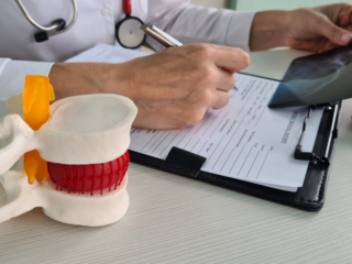 De ce e important să nu amâni tratamentul după diagnosticarea cu hernie de disc