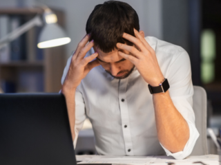 Cum să treci cu capul limpede peste perioadele solicitante la muncă sau în sesiune