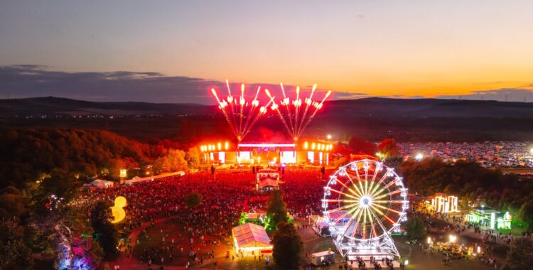 Programul pe ore Electric Castle 2026 a fost publicat. Vezi când urcă pe scenă headlinerii festivalului
